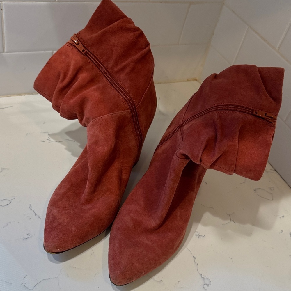 Naturalizer Elegant Rust Suede Ankle Boots 8.5 - Picture 5 of 7